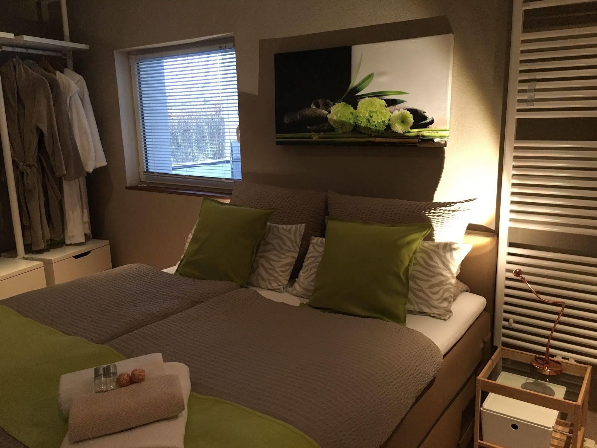 Wohnraum Hotel & Gaestehaus Gusterath ภายนอก รูปภาพ